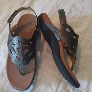 NWOT Rockport Sandals
